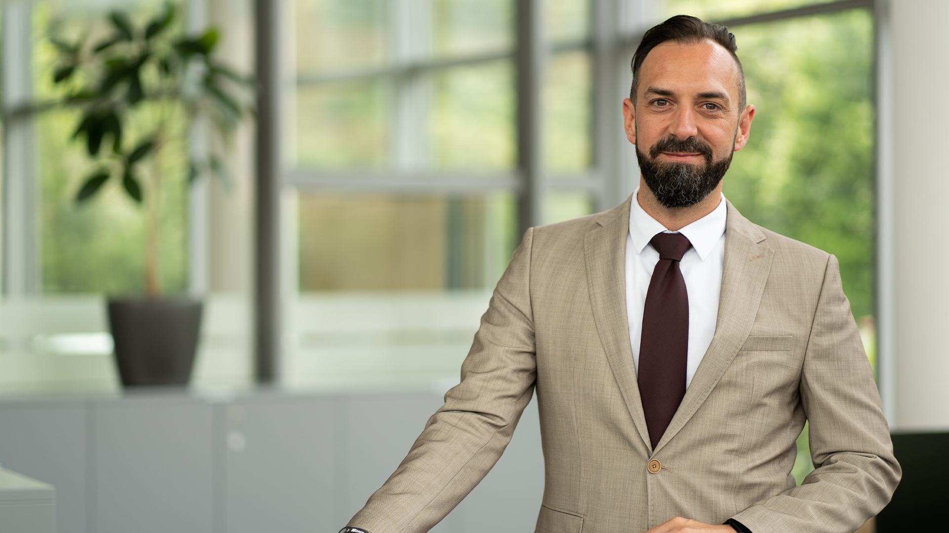 Ioannis Sawakis - Ihr DMF-Makler